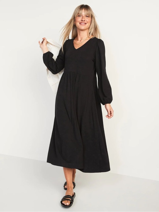 Old Navy Dresses & Skirts - Old Navy Seersucker Midi Swing Dress — Versatile Dress with Pockets